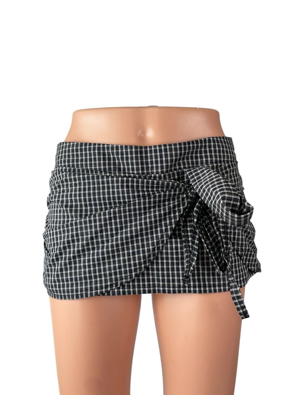 NEW Lioness Kensington Black Plaid Tie Wrap Low Waist Mini Skort Skirt Short XS
